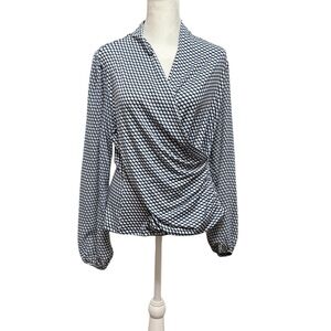 Status by Chenault Geometric Design Long Sleeve Wrap Top